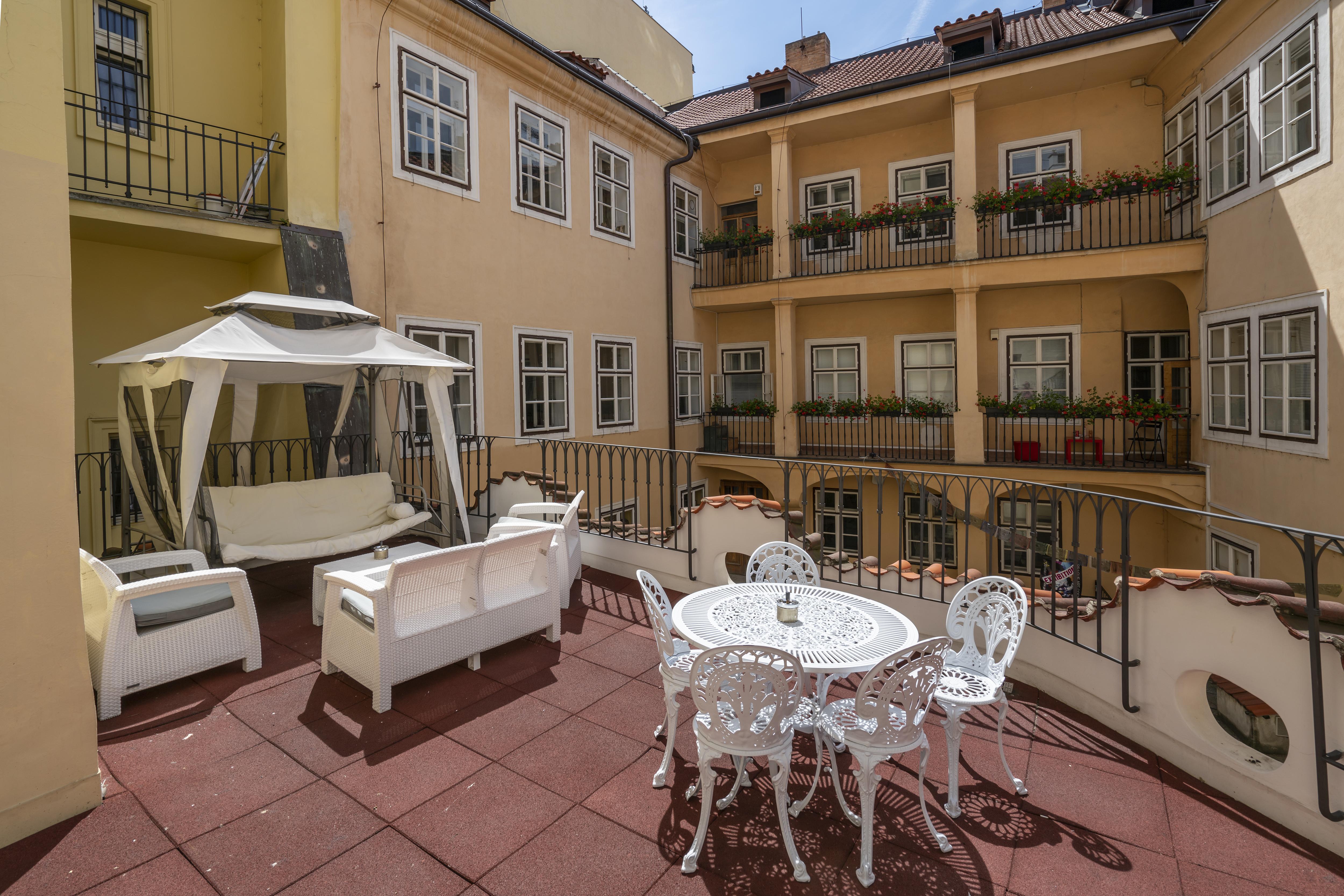 Old Town - Aparthotel Michalska Prague Exterior photo