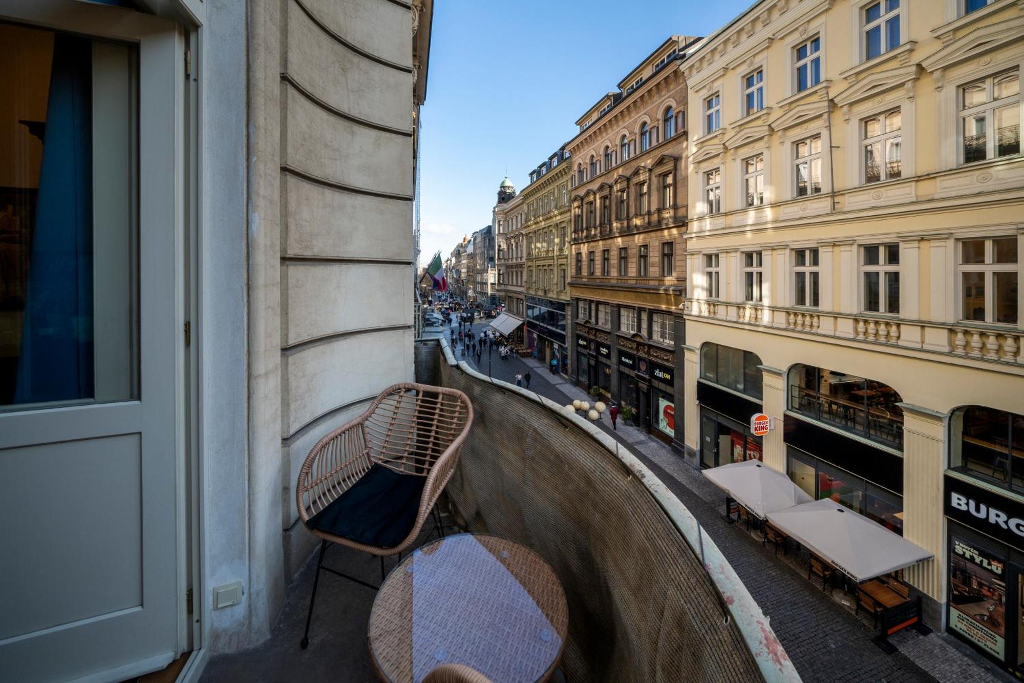 Old Town - Aparthotel Michalska Prague Exterior photo