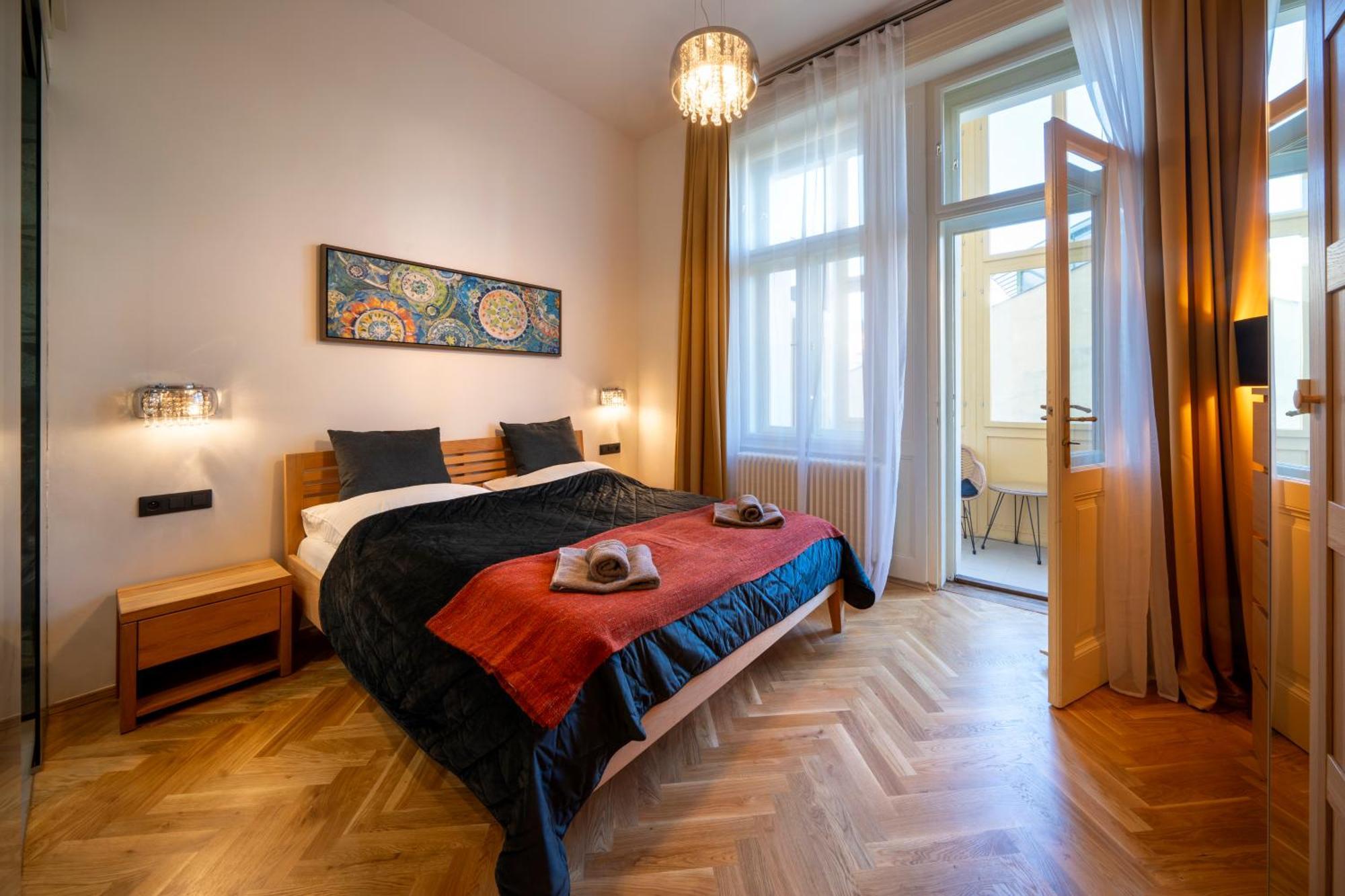 Old Town - Aparthotel Michalska Prague Exterior photo