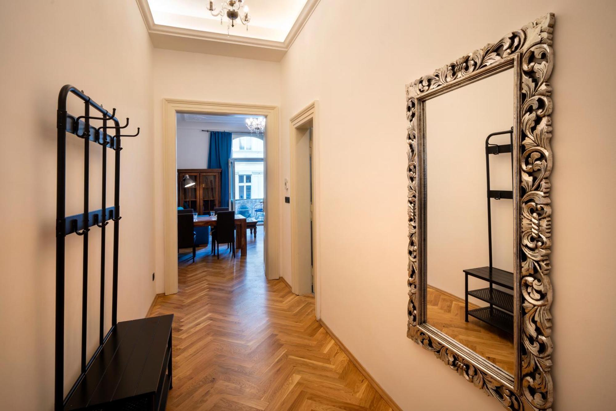 Old Town - Aparthotel Michalska Prague Exterior photo