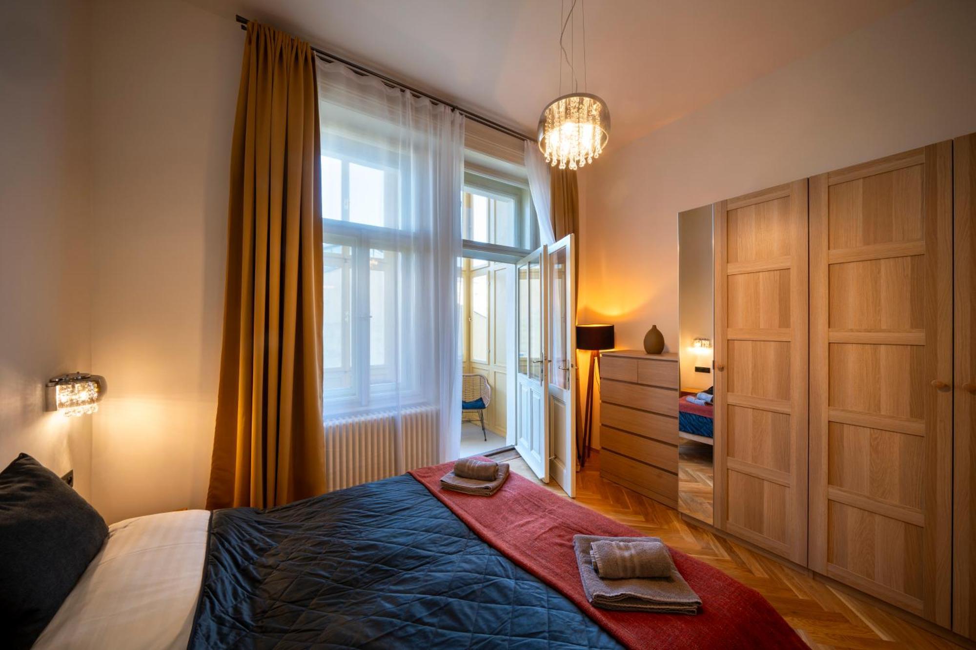 Old Town - Aparthotel Michalska Prague Exterior photo